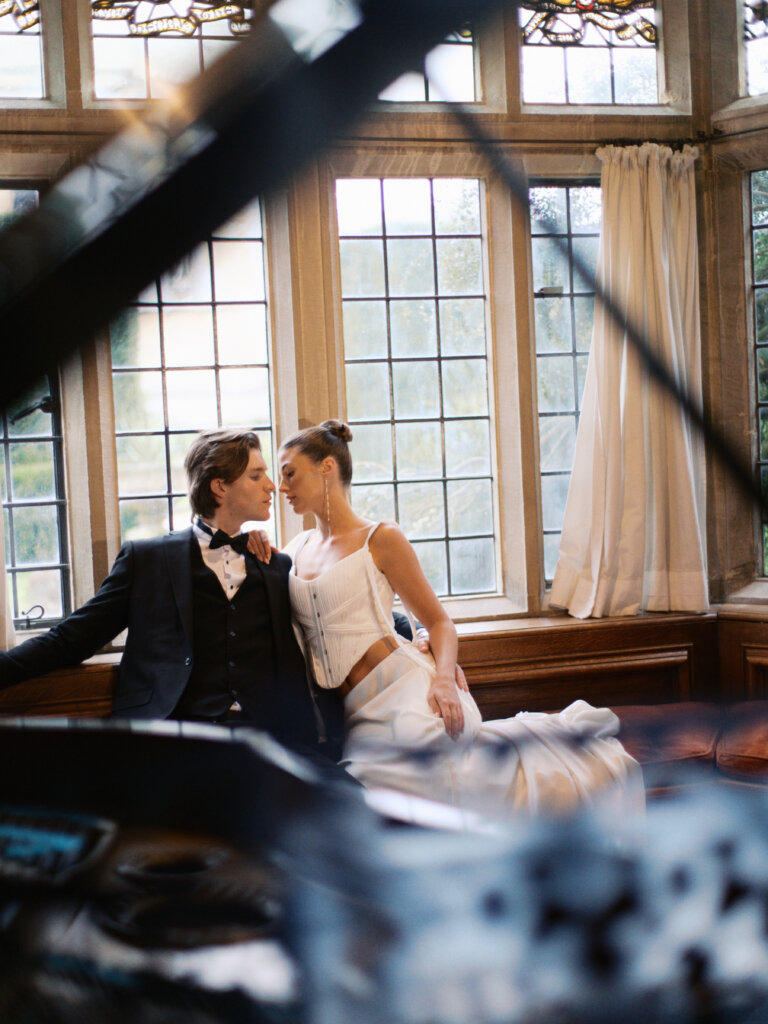 Stylish wedding couple captured at Sudeley Castle by SL Photo and Film