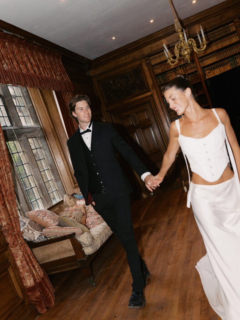 Stylish wedding couple captured at Sudeley Castle by SL Photo and Film